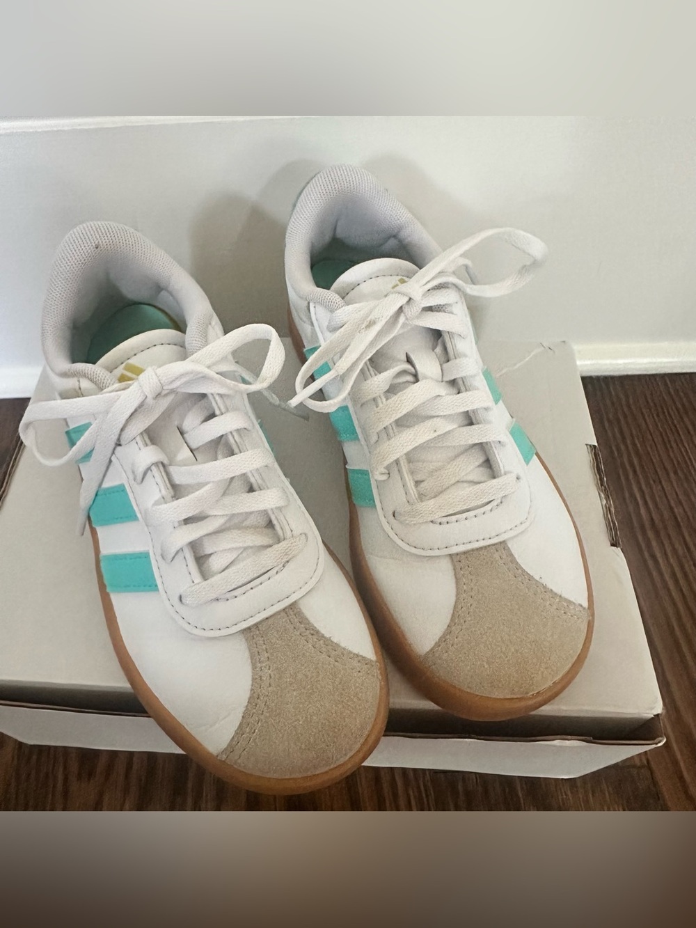 ADIDAS VL Court 3.0 Kids' Tennis Shoes White Flash and Aqua Sneaker 2